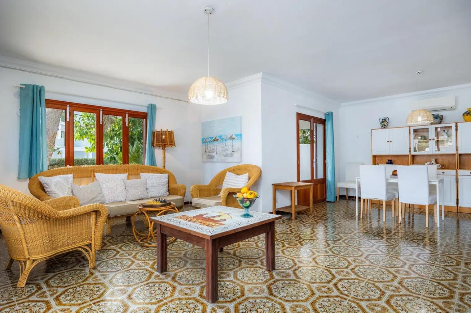 Apartamentos Mhm Кала Ратьяда Экстерьер фото